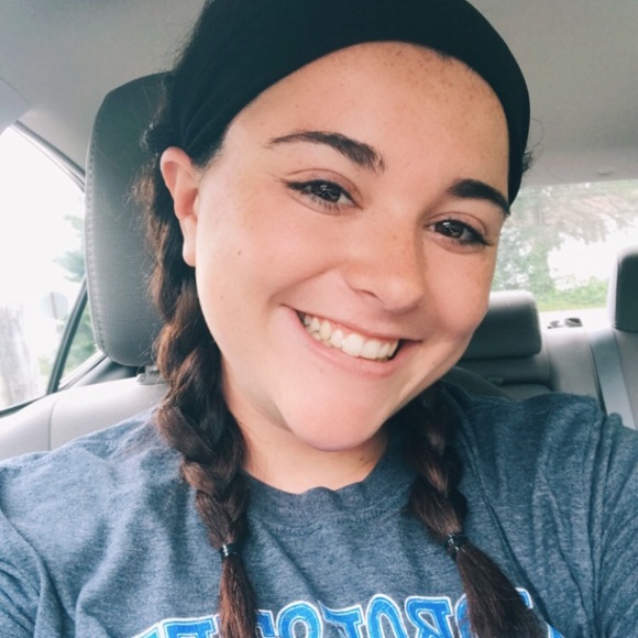 Meet your Posher, Shayna - Picture 1 of 1